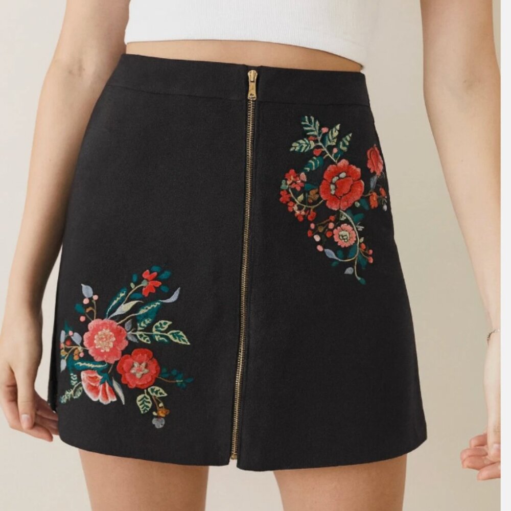 Loft Charcoal Gray Front Zip Embroidered Knee-Length Skirt
